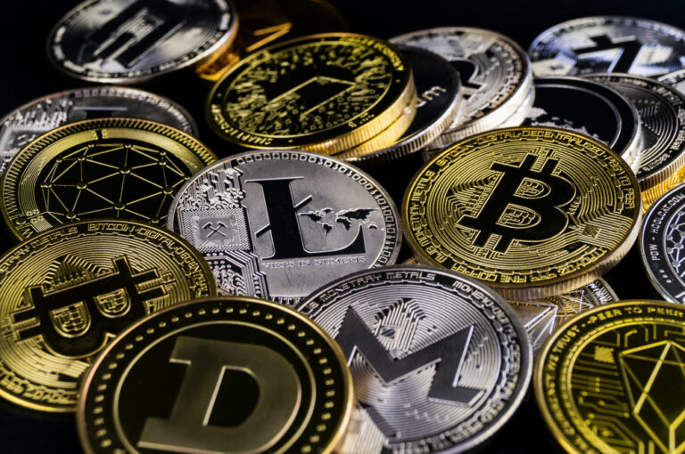 Conveniência e acessibilidade: negocie, invista e guarde suas criptomoedas em um só lugar Conveniência e acessibilidade: negocie, invista e guarde suas criptomoedas em um só lugar