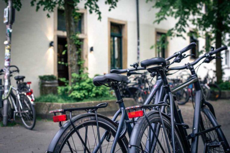 O impacto do clima no desempenho e segurança de motos e bicicletas O impacto do clima no desempenho e segurança de motos e bicicletas